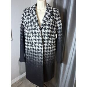 NWT: Liz Claiborne Women's Medium Black /White Houndstooth Wool Blend Long Coat